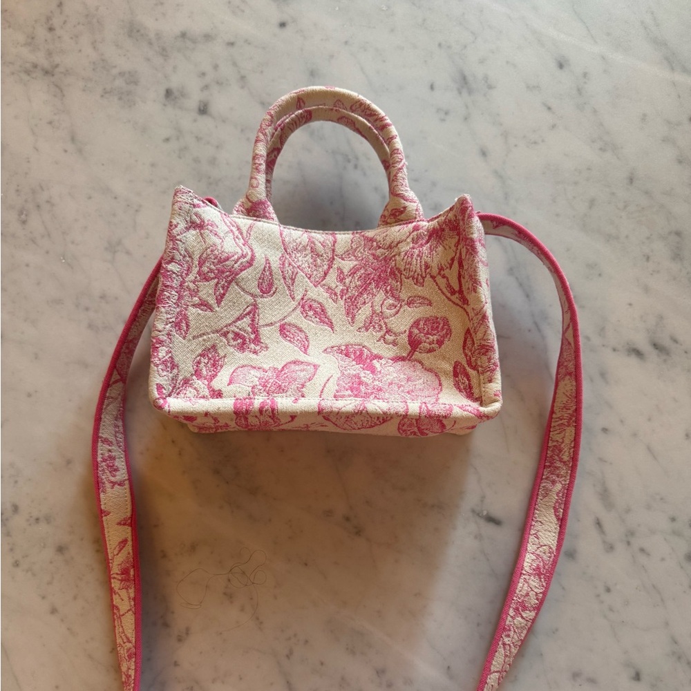 Brand new Shiraleah Lana Jacquard Mini Tote Bag